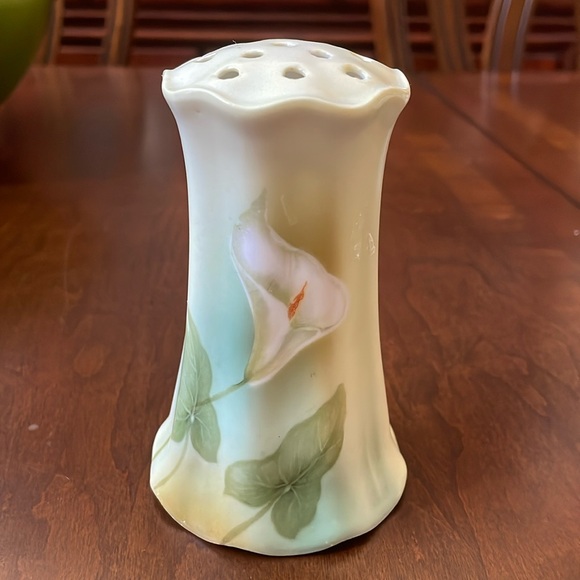 VTG Art Nouveau porcelain RS Germany hat pin holder vanity accessory Calla Lily - Picture 1 of 8